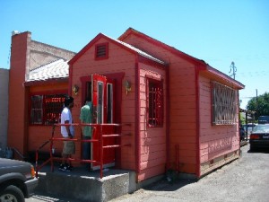 The totally tiny Squeeze Inn